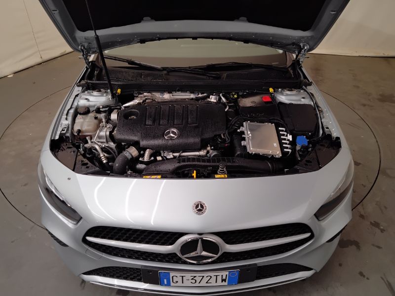 GuidiCar - Mercedes Classe a 2024 A 180 d Advanced auto Usato