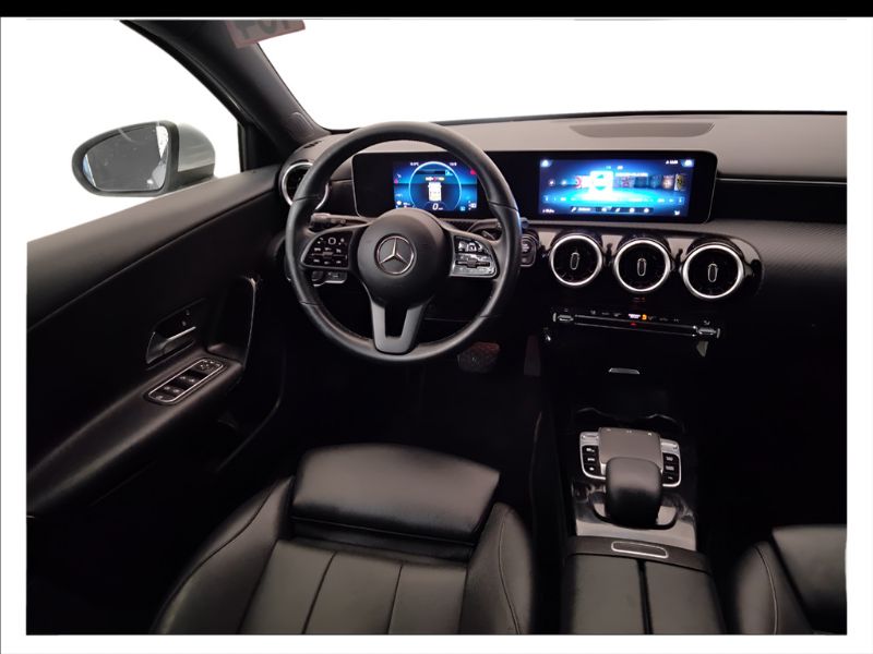 GuidiCar - Mercedes Classe a 2019 A 180 d Business auto Usato