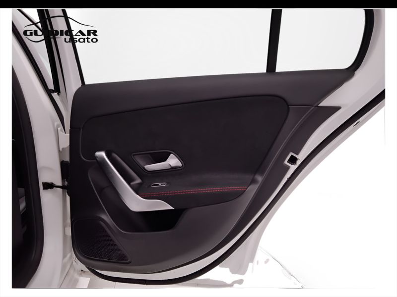 GuidiCar - Mercedes Classe a 2021 A 180 d Premium auto Usato