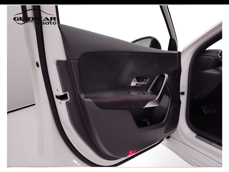 GuidiCar - Mercedes Classe a 2021 A 180 d Premium auto Usato
