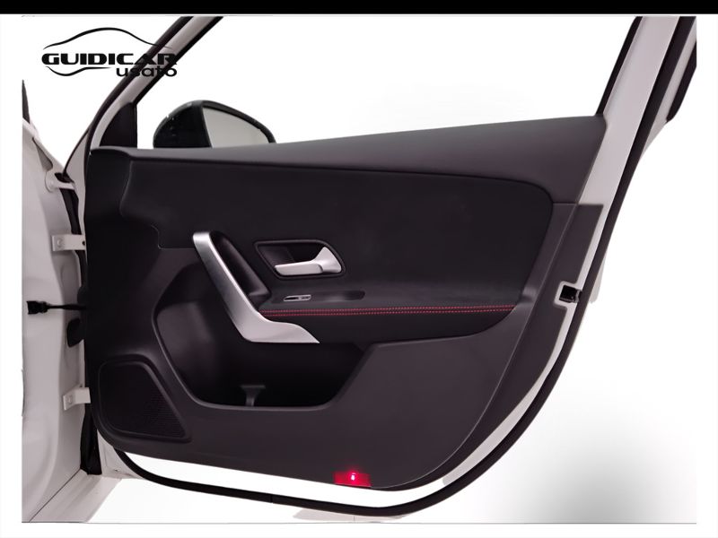 GuidiCar - Mercedes Classe a 2021 A 180 d Premium auto Usato