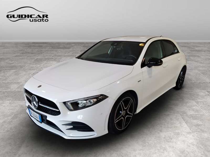 GuidiCar - Mercedes Classe a 2022 A 180 d Premium auto Usato
