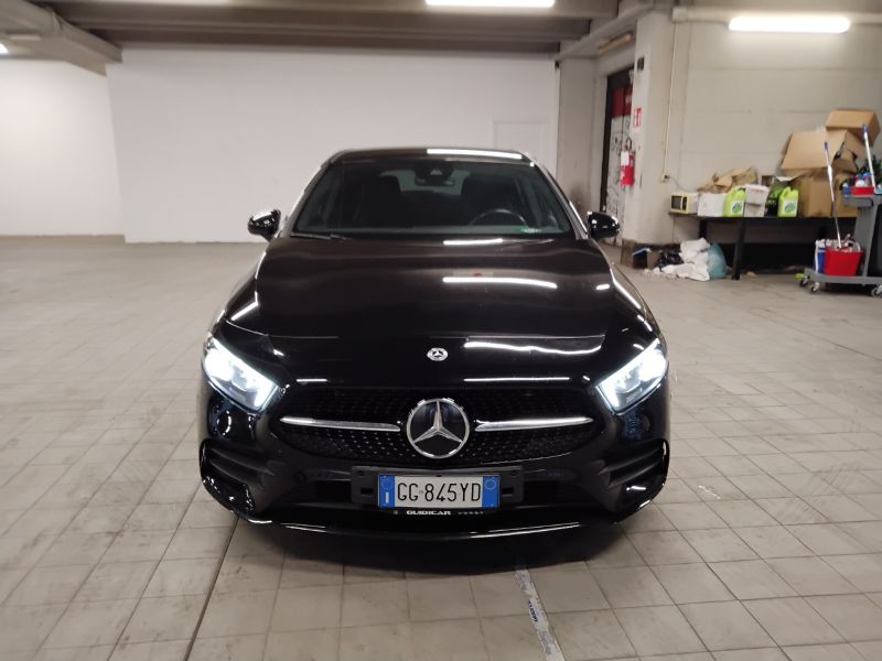 GuidiCar - Mercedes Classe a 2021 A 180 d Premium Night edition auto Usato