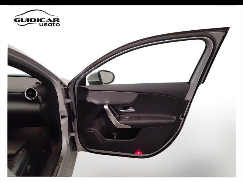 GuidiCar - Mercedes Classe a 2019 A 180 d Sport auto Usato
