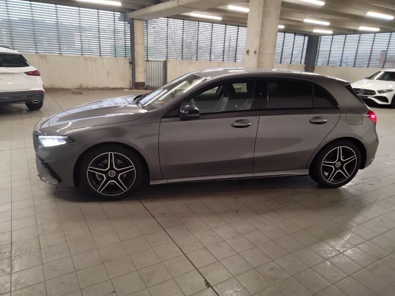 GuidiCar - MERCEDES BENZ Classe a 1 A 180 d Automatic Nuovo