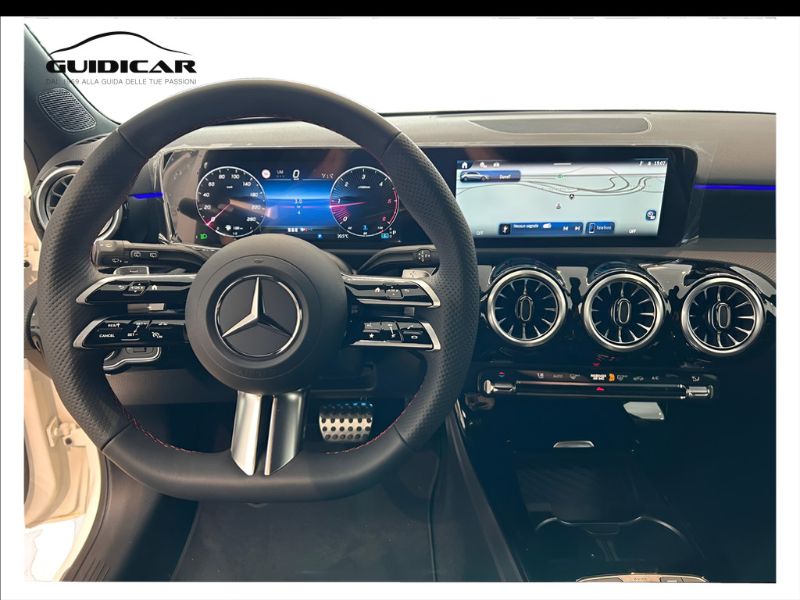 GuidiCar - MERCEDES BENZ Classe a 1 A 180 d Automatic Nuovo