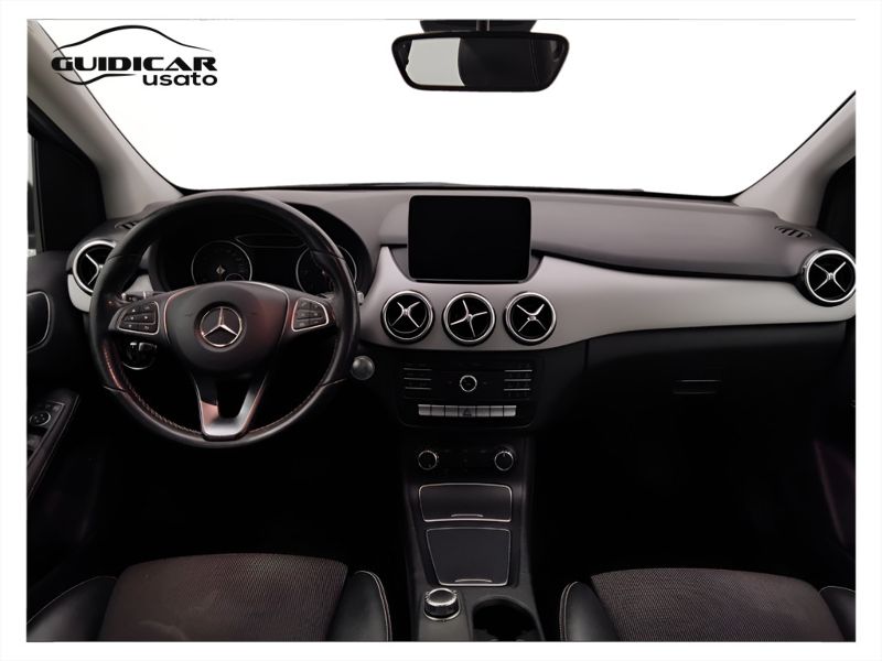 GuidiCar - Mercedes Classe b 2018 B 180 d (cdi) Executive auto FL E6 Usato