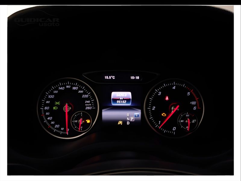 GuidiCar - Mercedes Classe b 2017 B 180 d (cdi) Premium auto FL E6 Usato