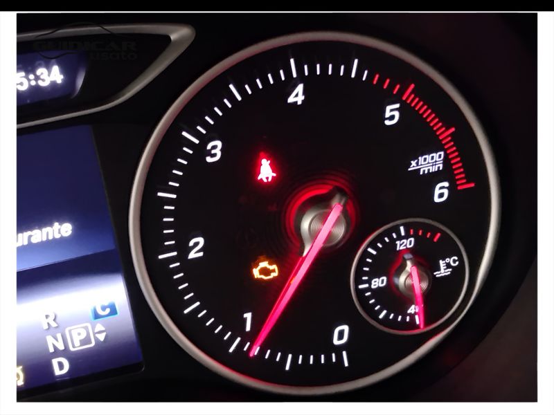 GuidiCar - Mercedes Classe b 2017 B 180 d (cdi) Premium auto FL E6 Usato