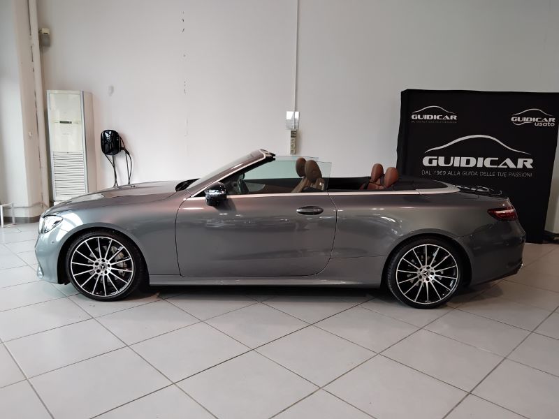 GuidiCar - Mercedes Classe E 2021 E Cabrio 220 d Premium Plus auto my20 Usato