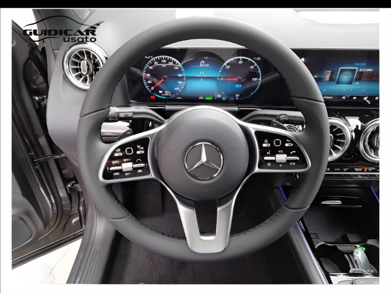 GuidiCar - Mercedes EQA 2023 EQA 350 Sport Pro 4matic Aziendale