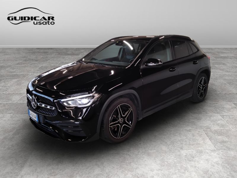 GuidiCar - Mercedes GLA 2022 GLA 200 d Premium 4matic auto Usato