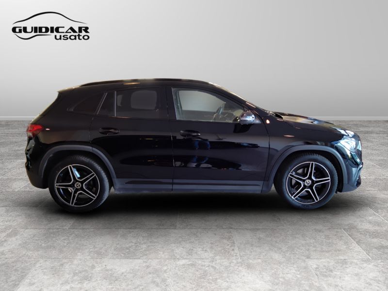 GuidiCar - Mercedes GLA 2020 GLA 200 d Premium auto Usato
