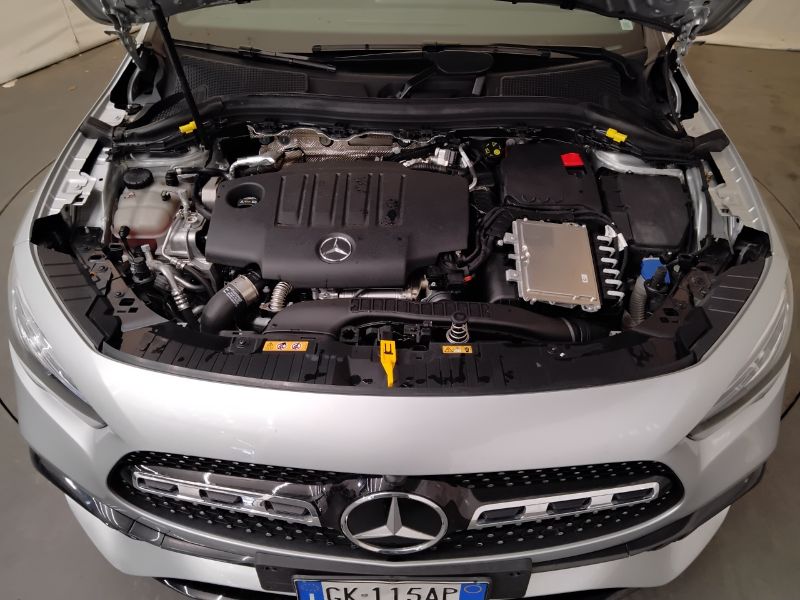 GuidiCar - Mercedes GLA-H247 2020 2022 GLA 200 d Premium auto Usato