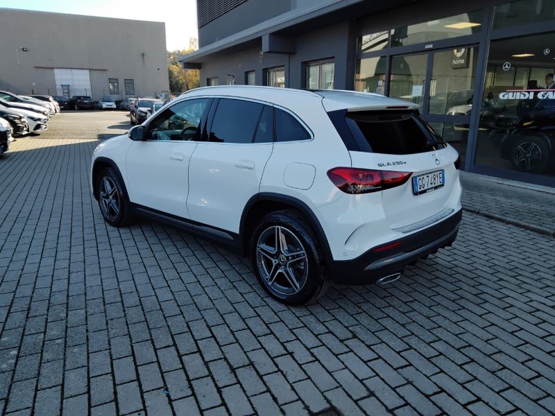 GuidiCar - Mercedes GLA-H247 2020 2021 GLA 250 e plug-in hybrid(e eq-power) Premium auto Usato