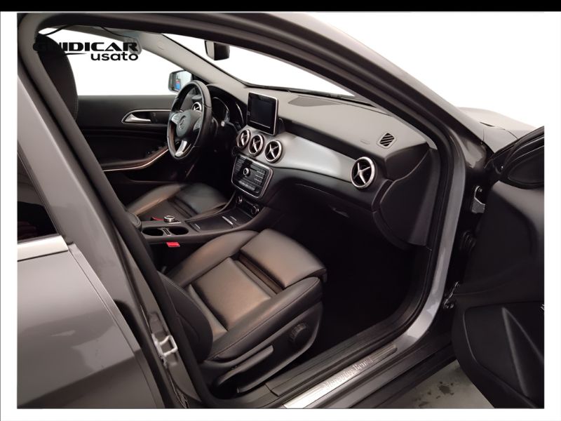 GuidiCar - Mercedes GLA 2016 GLA 180 d (cdi) Enduro auto Usato