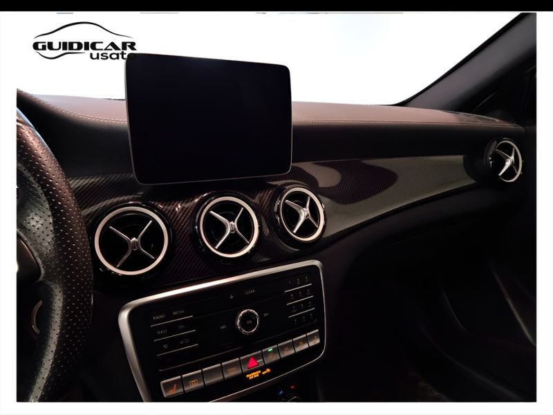 GuidiCar - Mercedes GLA 2019 GLA 220 d Night Edition 4matic 170cv auto Usato