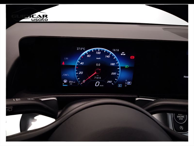 GuidiCar - Mercedes GLB 2023 GLB 180 d Sport auto 7p.ti Usato