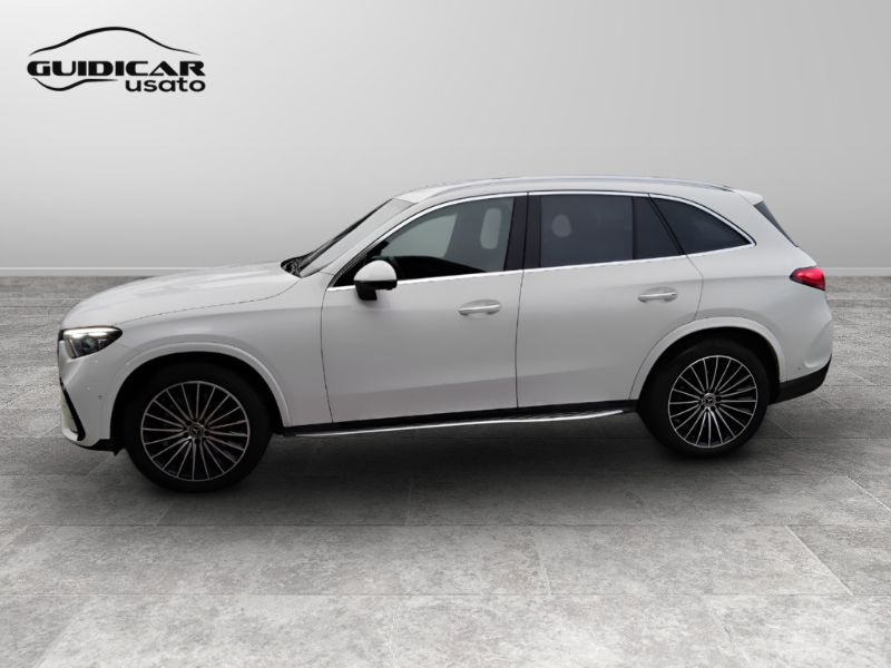 GuidiCar - Mercedes GLC 2023 GLC 220d mhev AMG Premium 4matic auto Usato