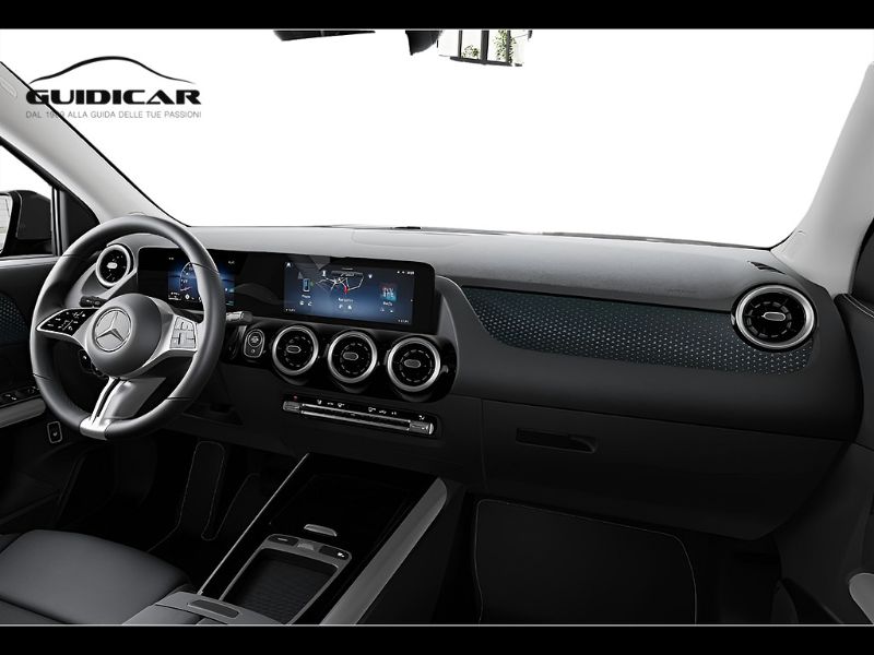 GuidiCar - MERCEDES BENZ NUOVA GLA 1 GLA 180  d Automatic Nuovo