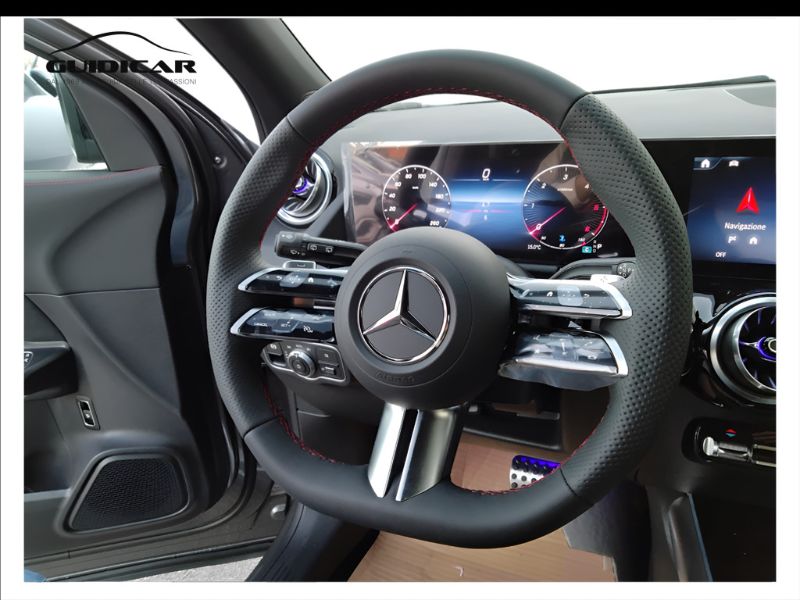 GuidiCar - MERCEDES BENZ NUOVA GLA 1 GLA 180  d Automatic Nuovo