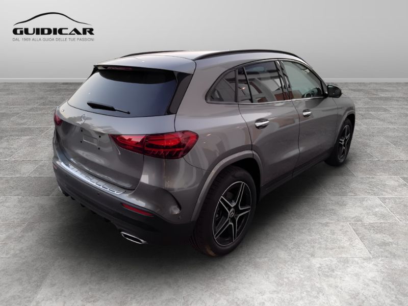 GuidiCar - MERCEDES BENZ NUOVA GLA 1 GLA 200 D AUTOMATIC Nuovo