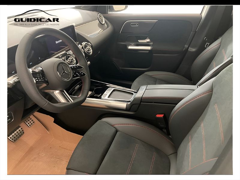 GuidiCar - MERCEDES BENZ NUOVA GLA 1 GLA 200 D AUTOMATIC Nuovo