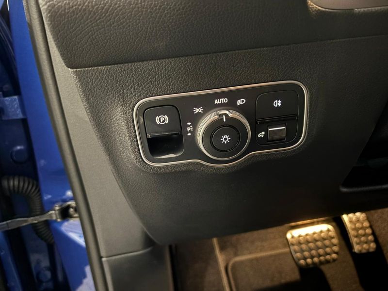 GuidiCar - MERCEDES BENZ NUOVA GLB 1 GLB 200 d AMG Line ADVANCED PLUS Nuovo