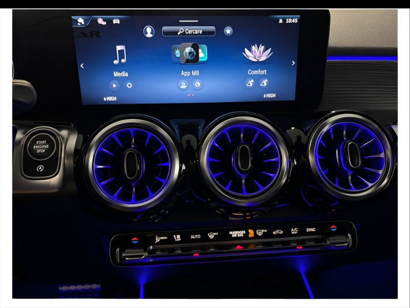 GuidiCar - MERCEDES BENZ NUOVA GLB 1 GLB 200 d AMG Line ADVANCED PLUS Nuovo