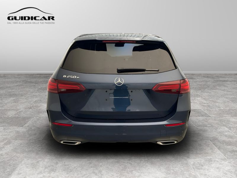 GuidiCar - MERCEDES BENZ Classe B - W247 2023 1 B 250 e con tecnologia EQ AMG Line ADVANCED PLUS Nuovo