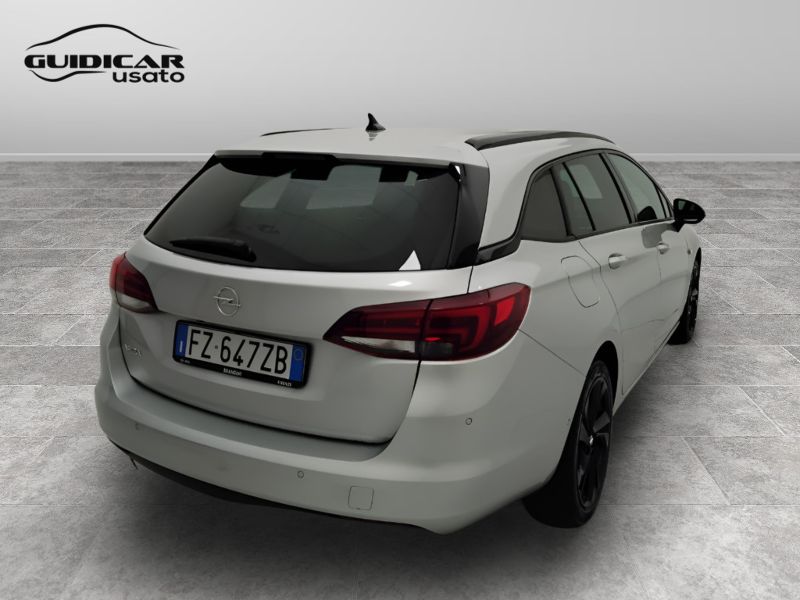 GuidiCar - OPEL Astra 2020 Astra Sports Tourer 1.5 cdti Ultimate s&s 122cv Usato