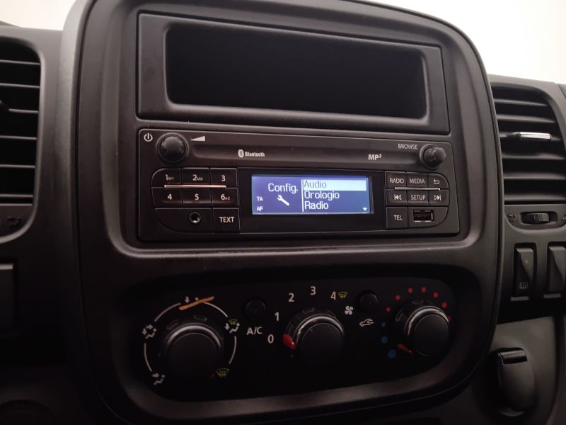 GuidiCar - OPEL Vivaro 2017 Vivaro L1H1 29 1.6 cdti 120cv Essentia E6 Usato
