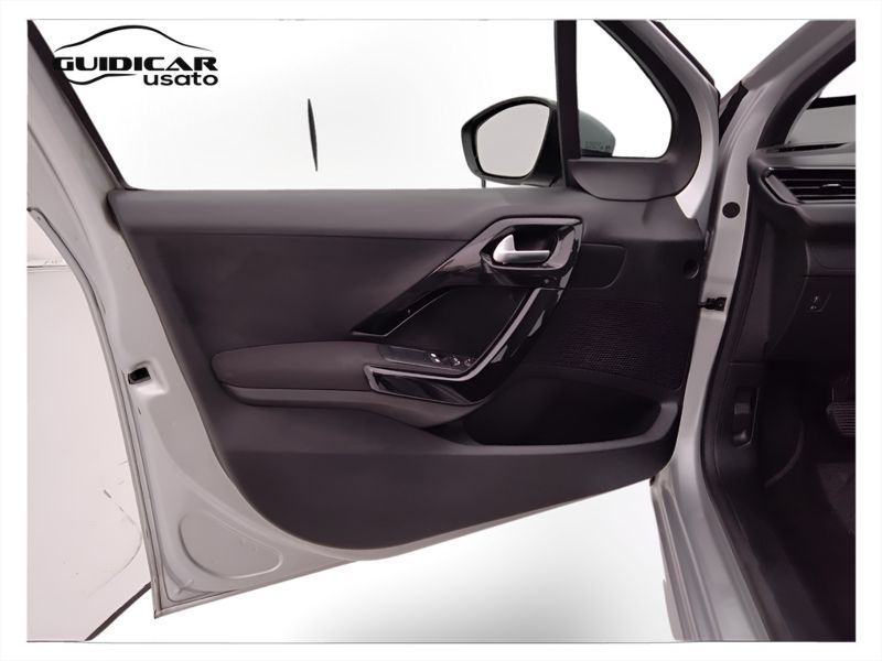 GuidiCar - PEUGEOT 208 2018 208 1.2 puretech Allure 82cv 5p Usato