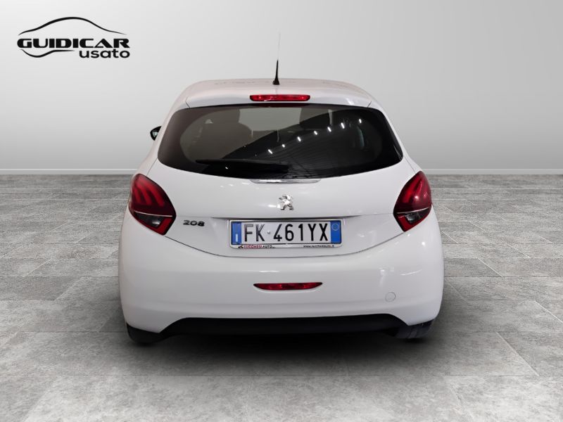 GuidiCar - PEUGEOT 208 2017 208 1.6 bluehdi Active 75cv 5p Usato
