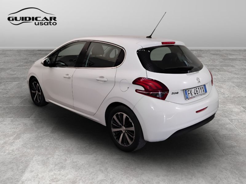 GuidiCar - PEUGEOT 208 2017 208 1.6 bluehdi Active 75cv 5p Usato