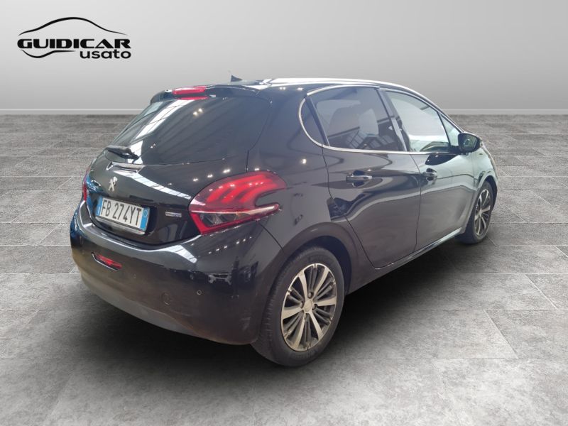 GuidiCar - PEUGEOT 208 2016 208 1.6 bluehdi Allure 75cv 3p Usato
