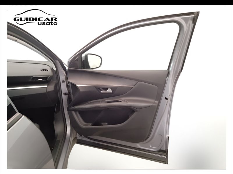 GuidiCar - PEUGEOT 3008 2021 3008 1.5 bluehdi Allure s&s 130cv Usato