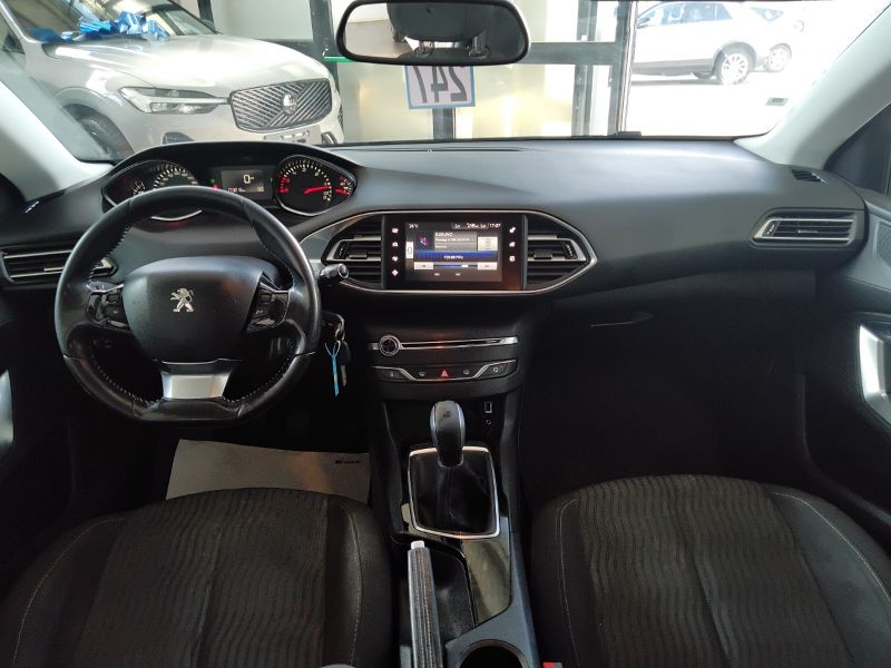 GuidiCar - PEUGEOT 308 2015 308 SW 1.6 bluehdi Active s&s 100cv Usato