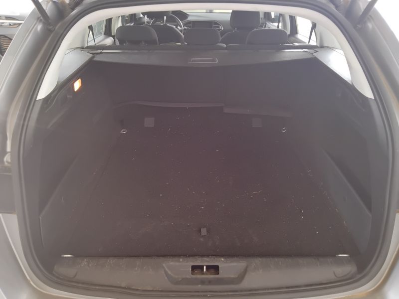 GuidiCar - PEUGEOT 308 2015 308 SW 1.6 bluehdi Active s&s 100cv Usato