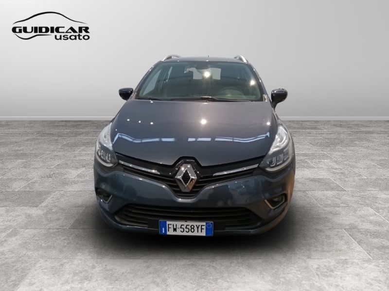 GuidiCar - RENAULT Clio IV 2017 Sporter 2019 Clio Sporter 1.5 dci Moschino Intens 90cv Usato