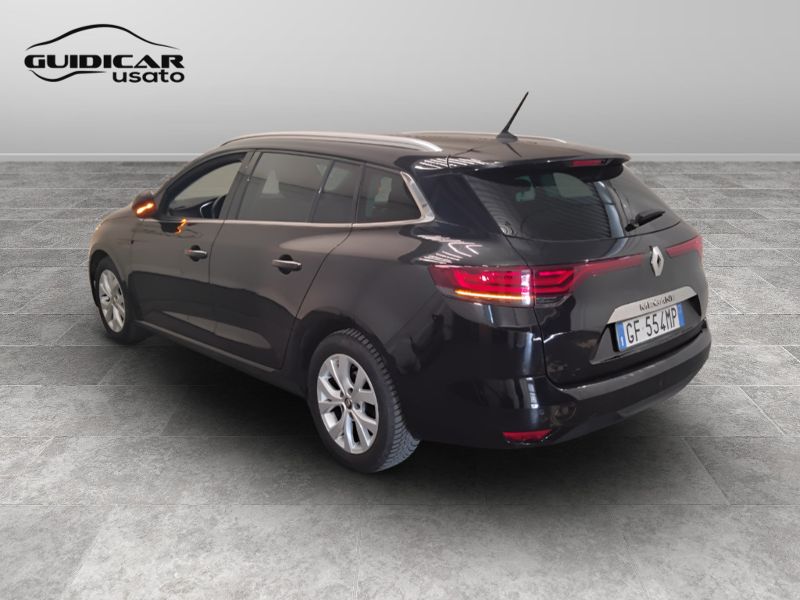 GuidiCar - RENAULT Megane 2021 Megane Sporter 1.5 blue dci Business 115cv Usato