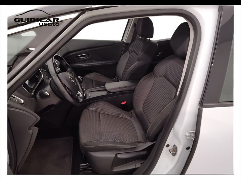 GuidiCar - RENAULT Scenic 2018 Scenic 1.5 dci energy Bose 110cv Usato