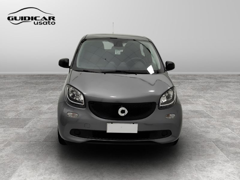 GuidiCar - SMART Forfour II 2015 2016 Forfour 0.9 t. Passion 90cv twinamic Usato