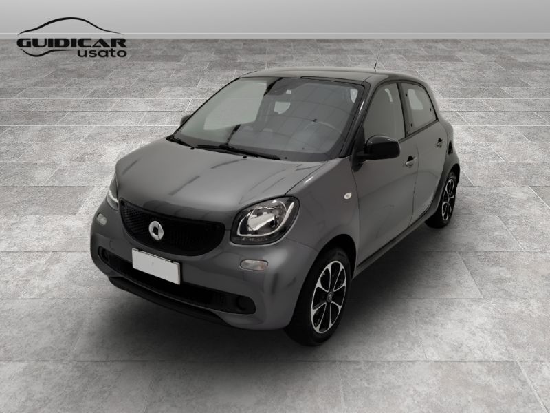 GuidiCar - SMART Forfour 2016 Forfour 0.9 t. Passion 90cv twinamic Usato