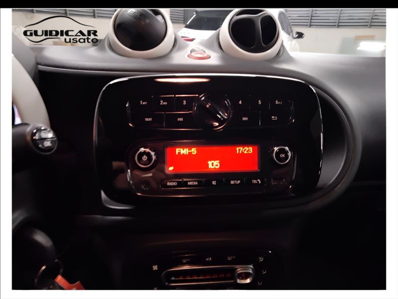 GuidiCar - SMART Forfour 2019 Forfour 1.0 Superpassion 71cv Usato