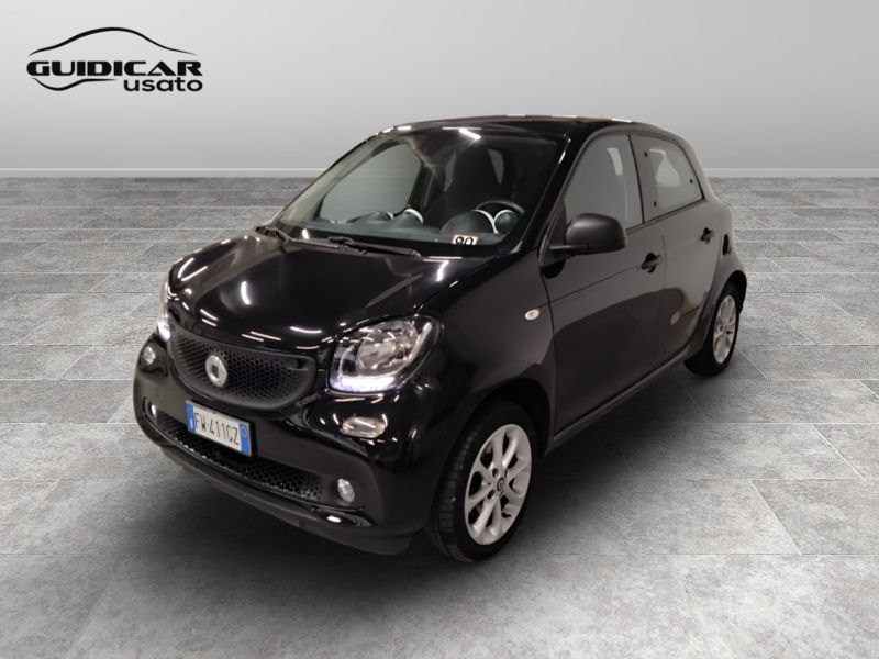 GuidiCar - SMART Forfour 2019 Forfour 1.0 Superpassion 71cv Usato