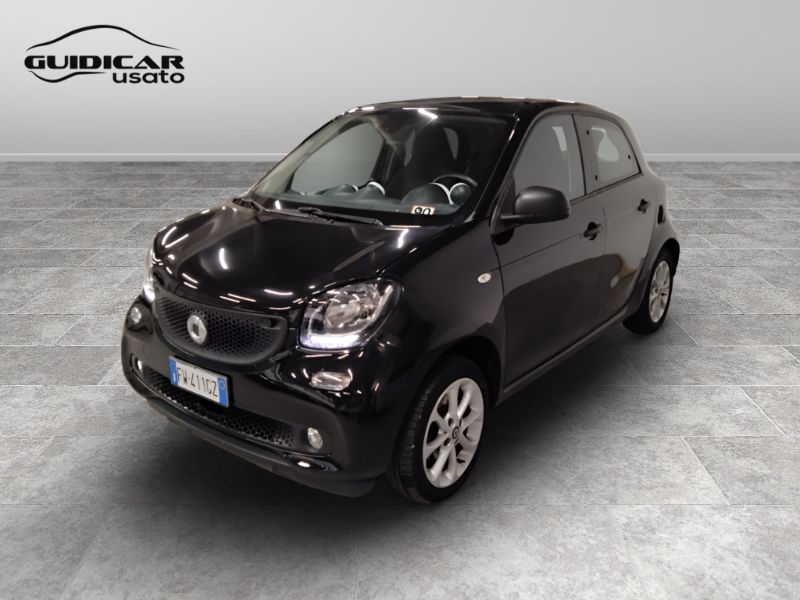 GuidiCar - SMART Forfour 2019 Forfour 1.0 Superpassion 71cv Usato