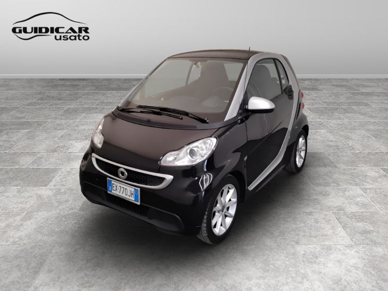 GuidiCar - SMART Fortwo 2012 Fortwo 1.0 mhd Passion 71cv FL Usato