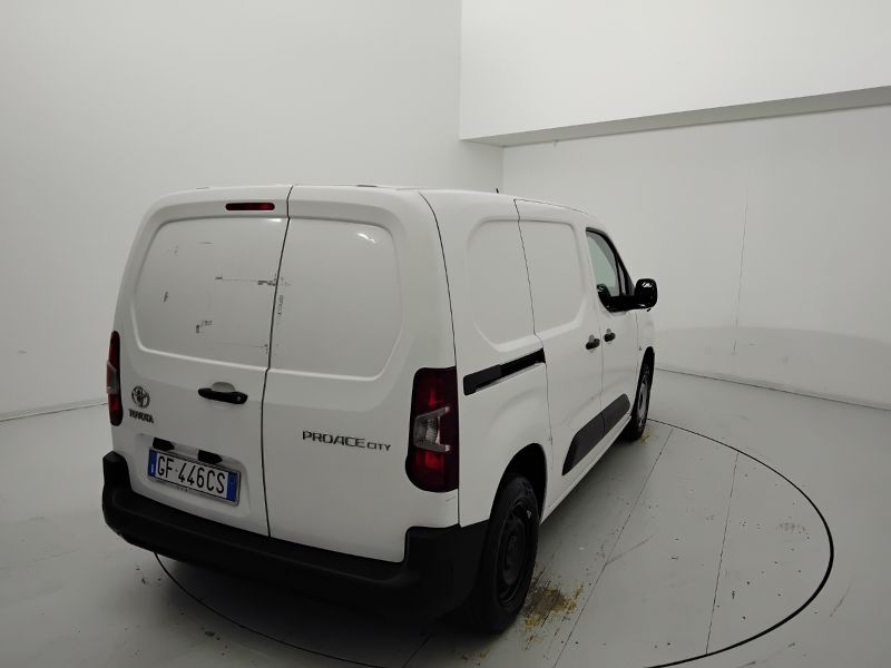 GuidiCar - TOYOTA Proace City 2021 proace city 1.5D 100cv S&S L1 D Ground Usato