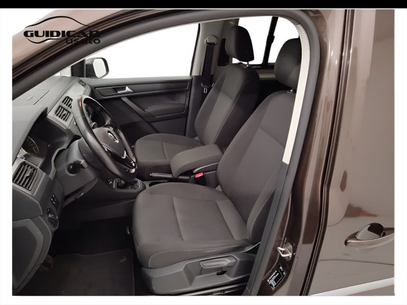 GuidiCar - VOLKSWAGEN Caddy 2018 Caddy 2.0 tdi 102cv comfortline E6 Usato